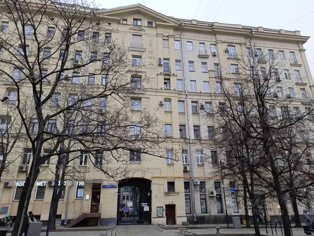 Комната Москва ул. Казакова, 3С1 (12.0 м) - Фото 1