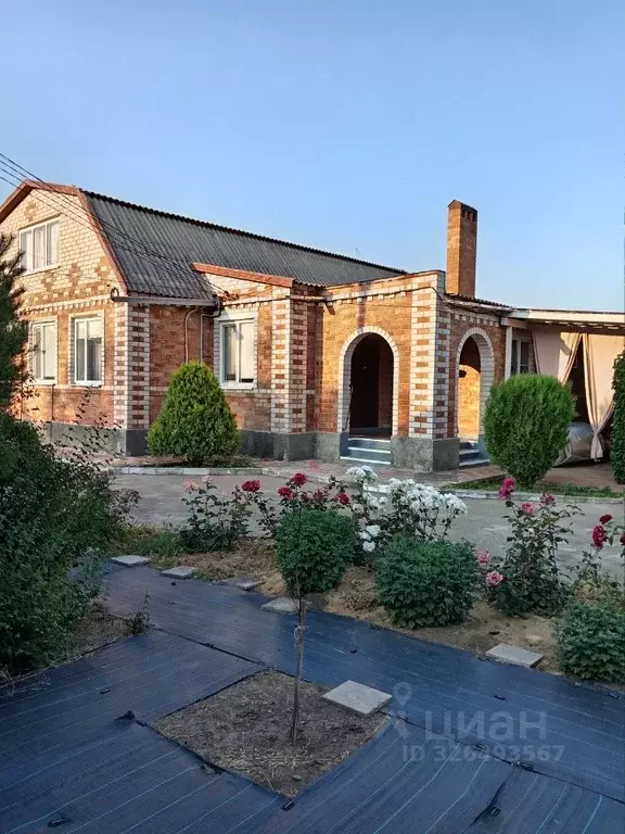 Дом в Краснодарский край, Ейский район, Александровское с/пос, с. ... - Фото 2