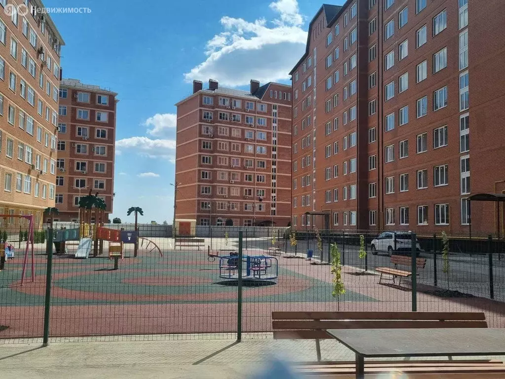 3-комнатная квартира: Яблоновский, улица Тургеневское Шоссе, 1Гк3 (64 ... - Фото 1