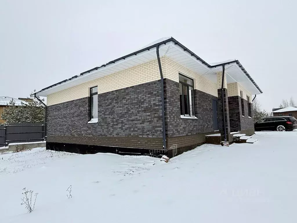 Дом в Татарстан, Пестречинский район, Кощаковское с/пос, д. Званка  ... - Фото 1