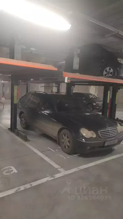 Гараж в Москва Вестердам жилой комплекс (28 м) - Фото 0