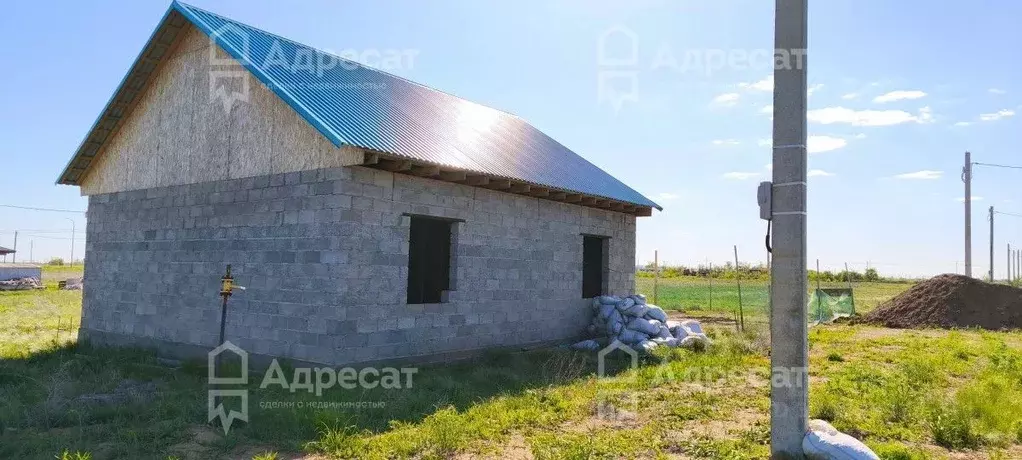 Дом в Волгоградская область, Волгоград ул. Пуховая (74 м) - Фото 1