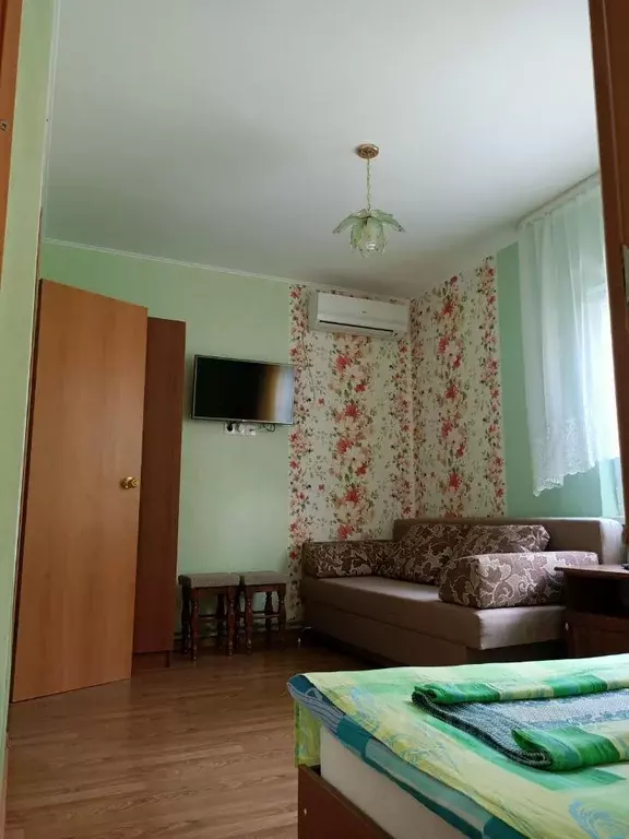 Дом в Краснодарский край, Сочи пос. Лоо, ул. Гусь-Хрустальный (146 м) - Фото 0