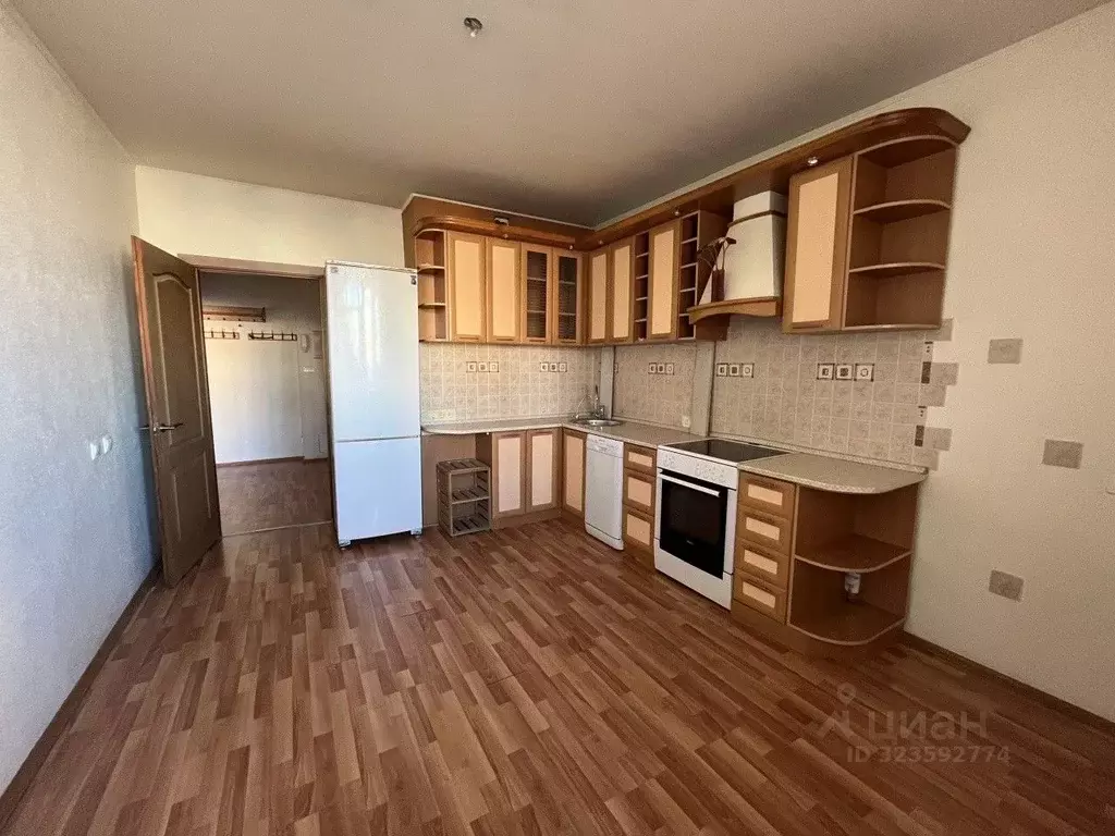 3-к кв. Свердловская область, Екатеринбург ул. Краснолесья, 14к5 (84.8 ... - Фото 1