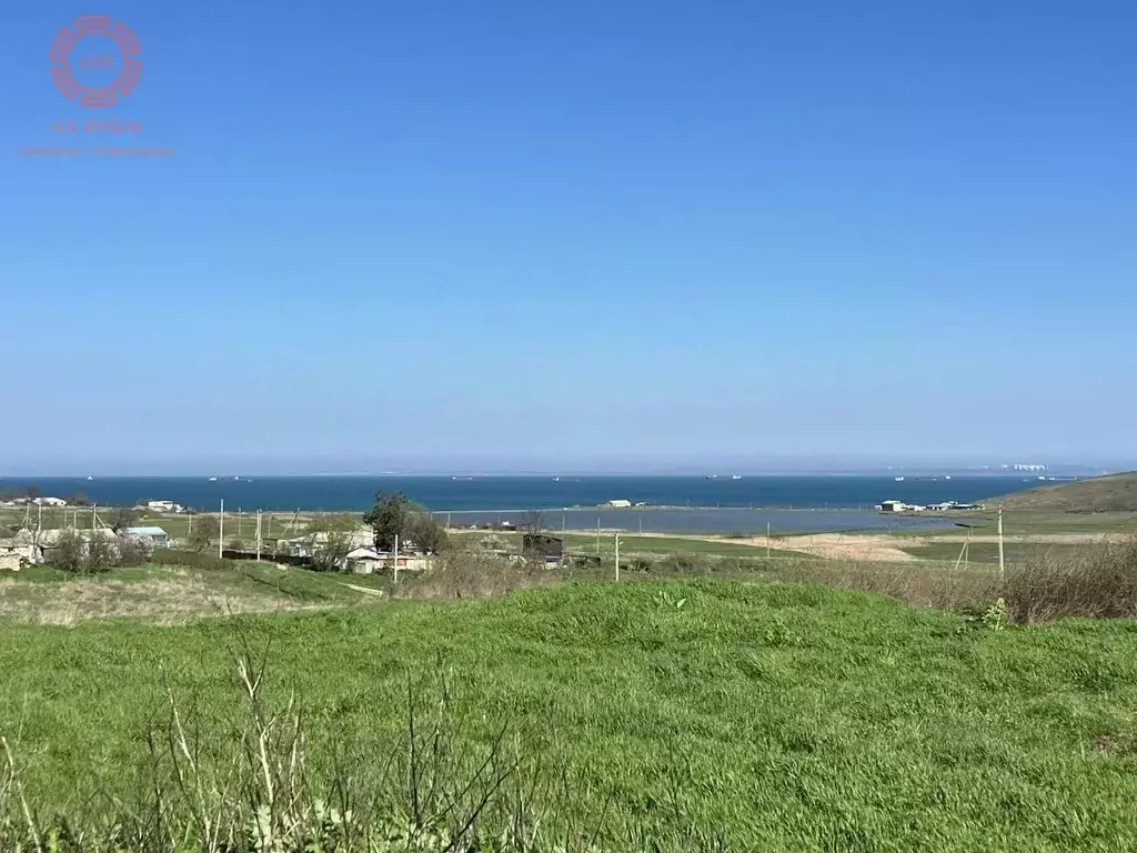 Участок в Крым, Ленинский район, Заветненское с/пос, с. Заветное  (9.0 ... - Фото 1