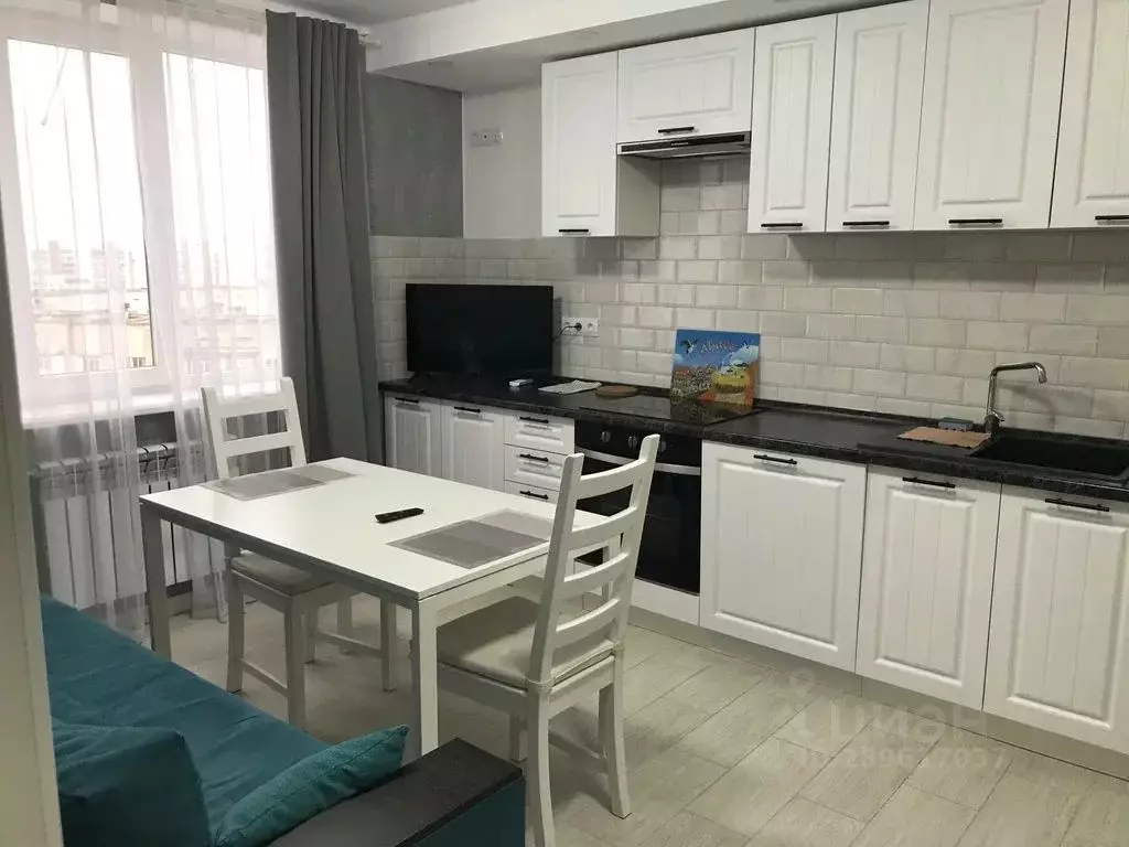 2-к кв. Крым, Евпатория ул. 9 Мая, 55Б (59.0 м) - Фото 1