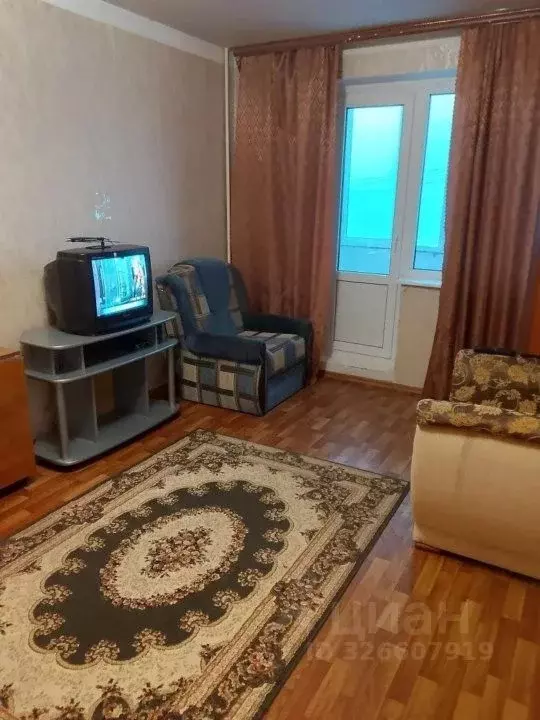 1-к кв. Курская область, Курск просп. Вячеслава Клыкова, 30 (37.2 м) - Фото 1