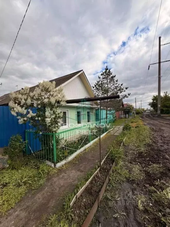 Дом в Омская область, Омск ул. 7-я Самарская, 15 (100 м) - Фото 2