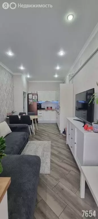 2-комнатная квартира: Аксай, улица Строителей, 5к1 (64 м) - Фото 1