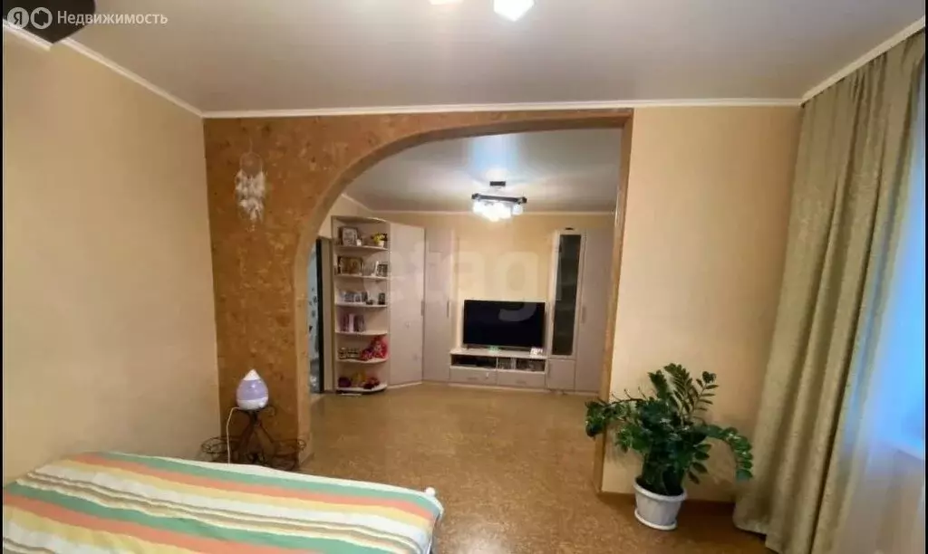 2-комнатная квартира: Брянск, улица Брянского Фронта, 28 (70.4 м) - Фото 1