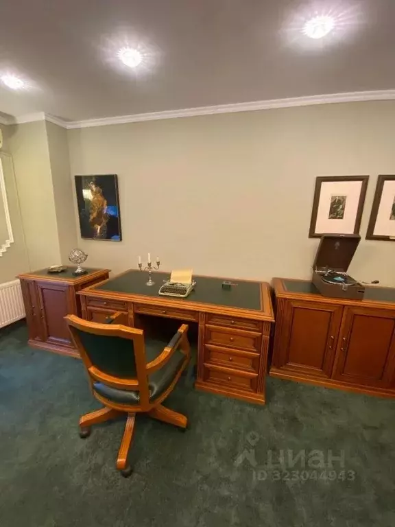 Комната Рязанская область, Рязань пл. Монастырская, 8 (35.0 м) - Фото 2