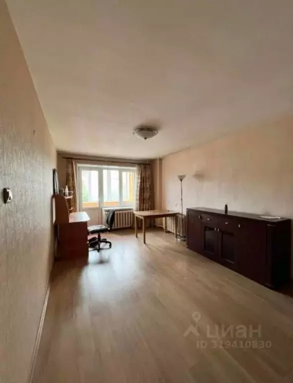 3-к кв. Саха (Якутия), Якутск ул. Дзержинского, 19 (61.0 м) - Фото 0