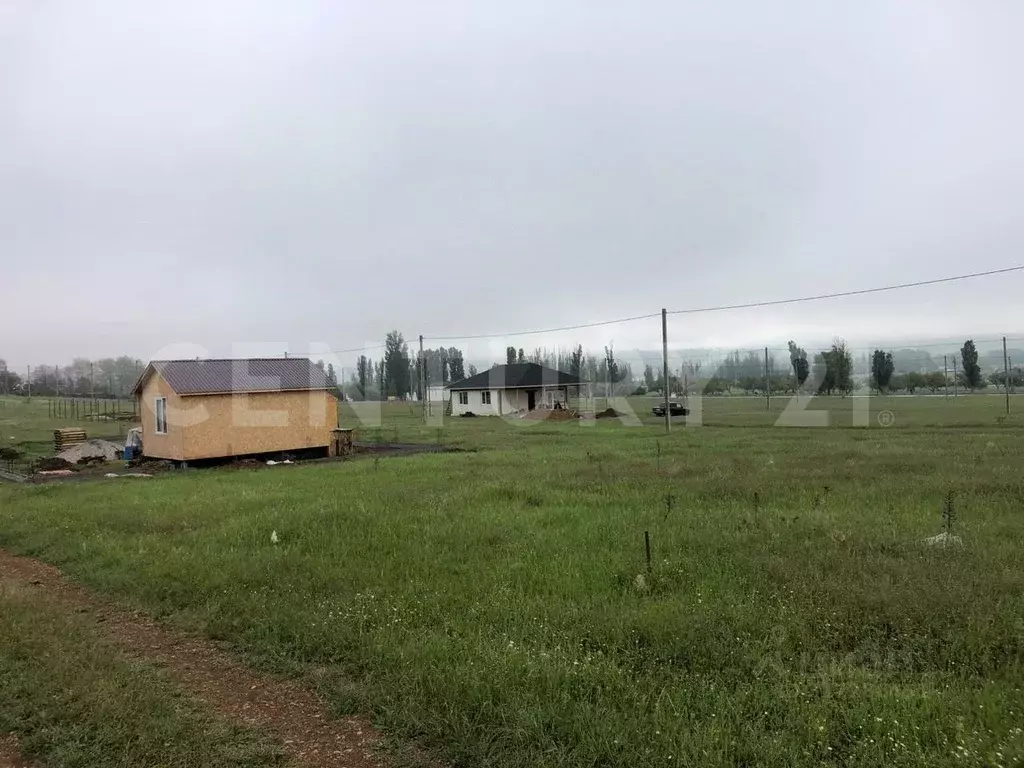 Участок в Севастополь с. Полюшко, ул. Алексея Куликова (4.0 сот.) - Фото 1