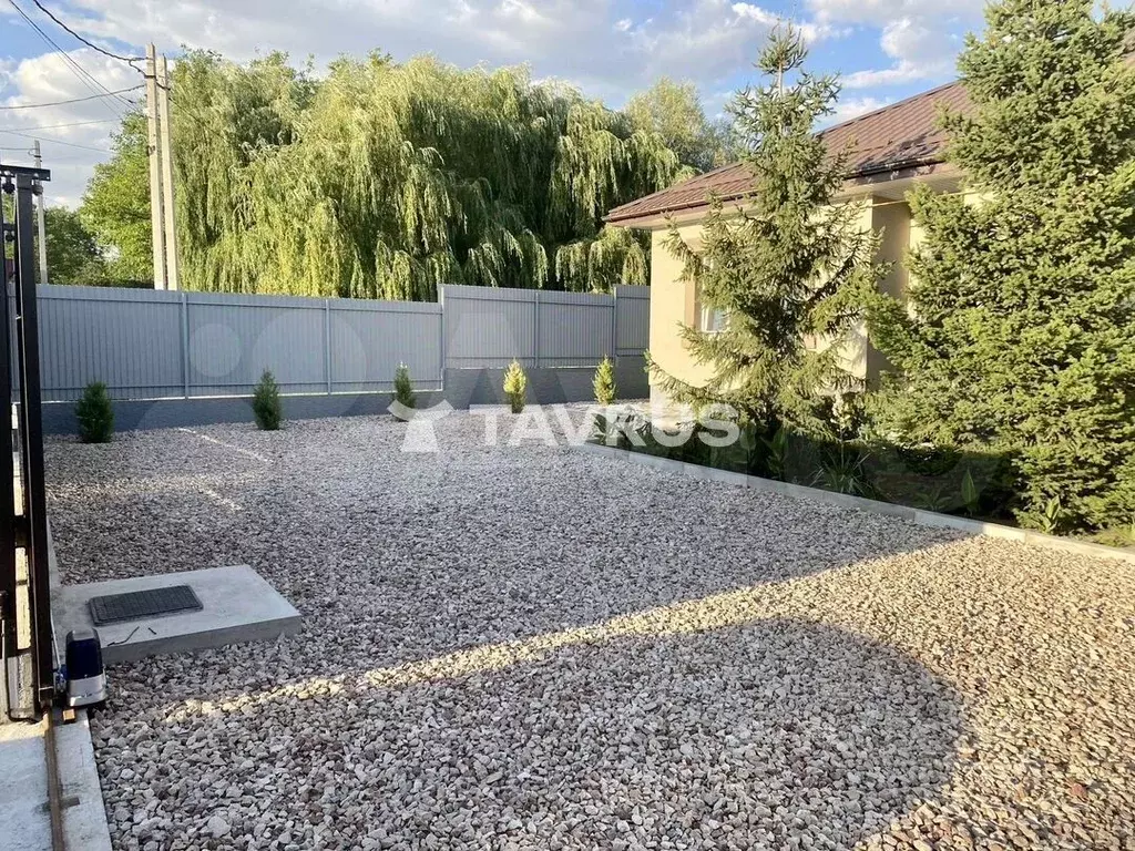 Дом в Крым, Симферопольский район, Добровское с/пос, с. Заречное  (162 ... - Фото 1