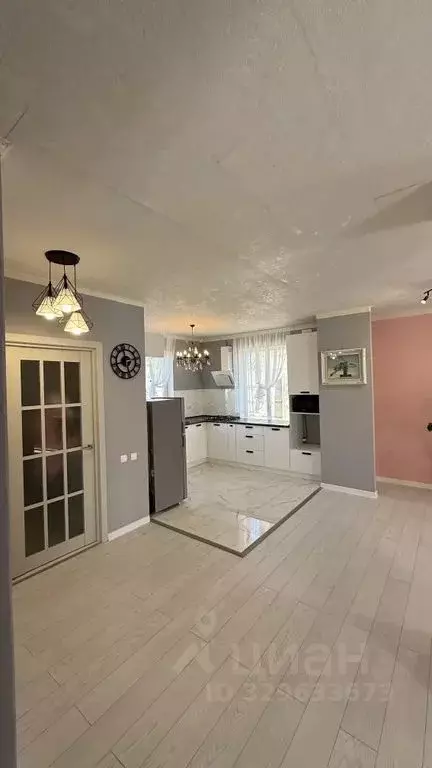 Дом в Севастополь ш. Монастырское, 116А/218 (110 м) - Фото 2
