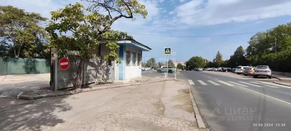 Помещение свободного назначения в Севастополь ул. 4-я Бастионная, 30А ... - Фото 0