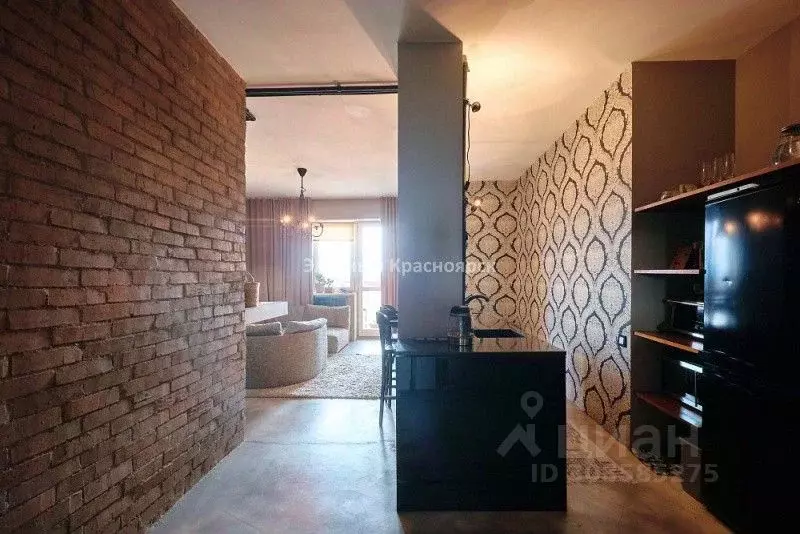 3-к кв. Красноярский край, Красноярск ул. Авиаторов, 23 (77.0 м) - Фото 2