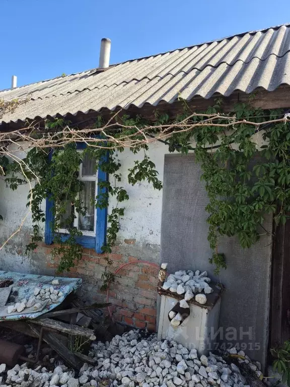 Дом в Саратовская область, Петровск ул. Стаханова, 21 (60 м) - Фото 1