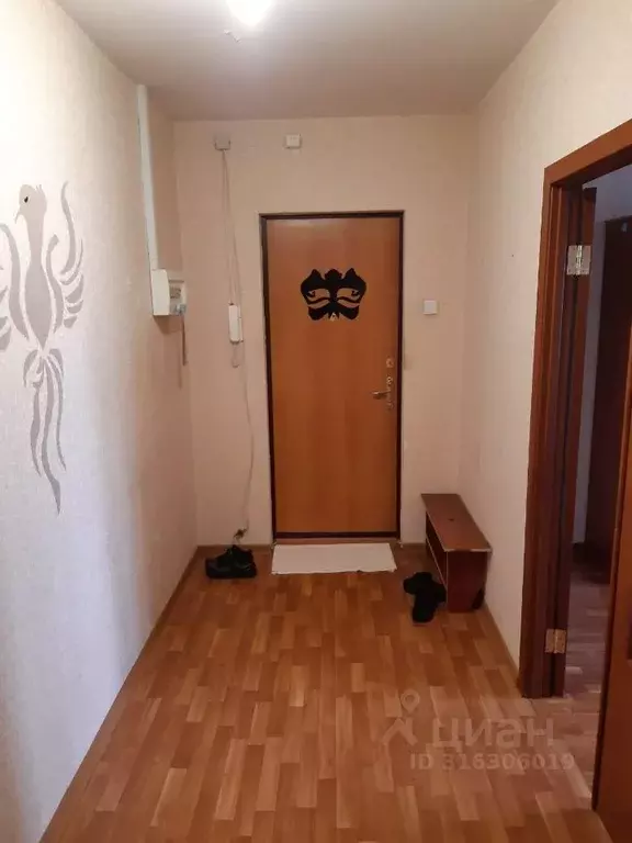 3-к кв. Челябинская область, Челябинск ул. Хохрякова, 40 (72.7 м) - Фото 0