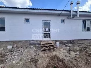 Дом в Курская область, Курский район, Моковский сельсовет, д. 2-я ... - Фото 0