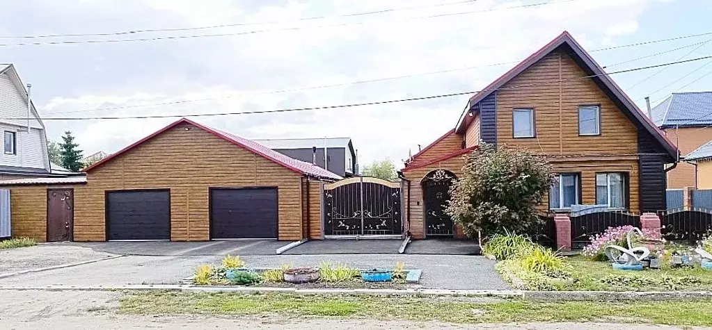 Дом в Омская область, Омск ул. Успенского, 94 (120 м) - Фото 0