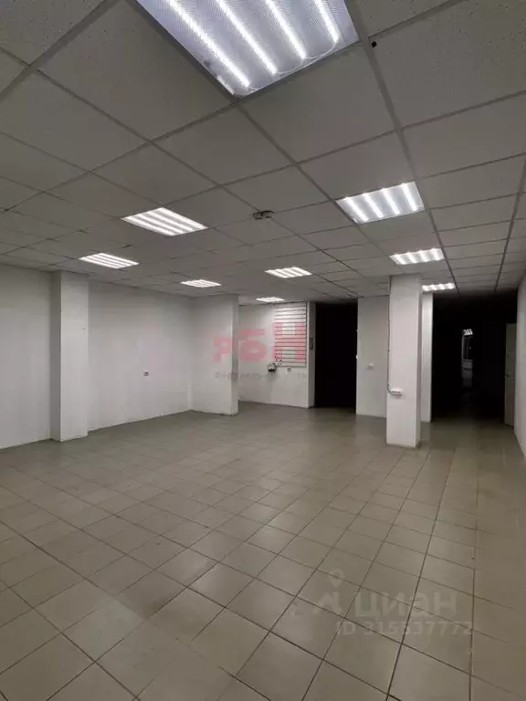 Помещение свободного назначения в Тюменская область, Тюмень ул. ... - Фото 2