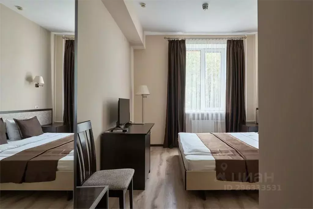 Комната Челябинская область, Магнитогорск Комсомольская ул., 30 - Фото 2