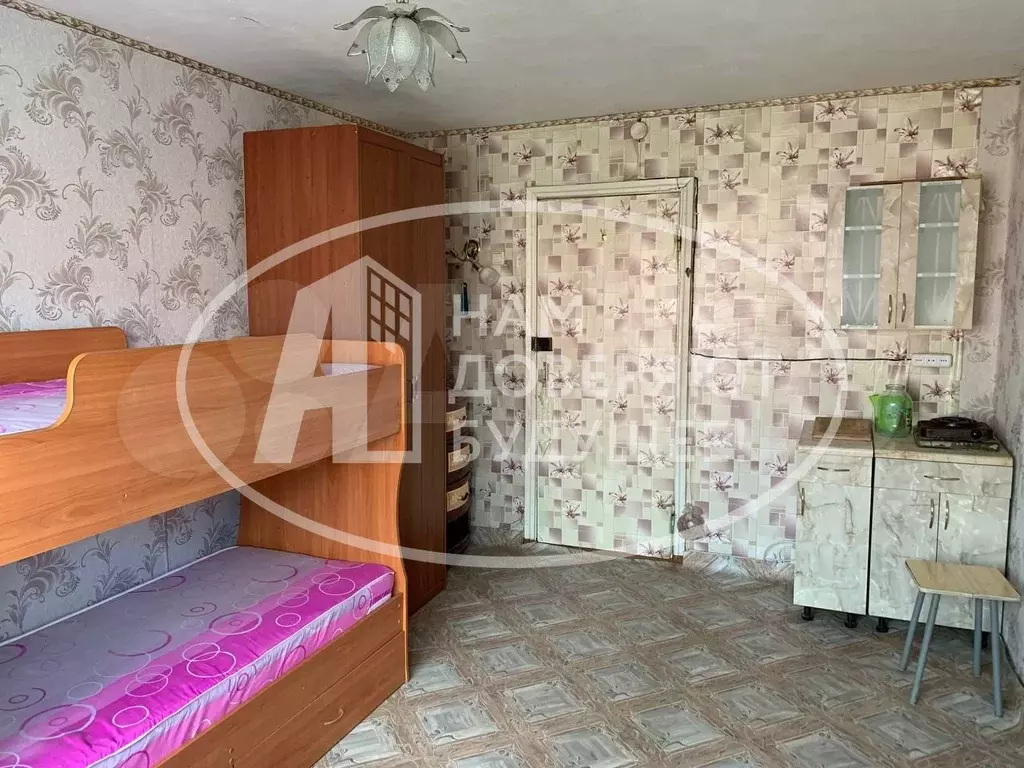Комната 13 м в 1-к., 2/5 эт. - Фото 1