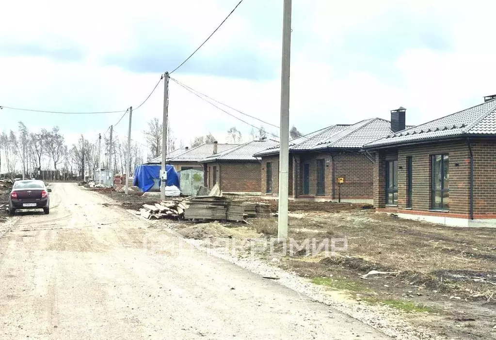 Дом в Татарстан, Лаишевский район, Кирбинское с/пос, д. Травкино ул. ... - Фото 2