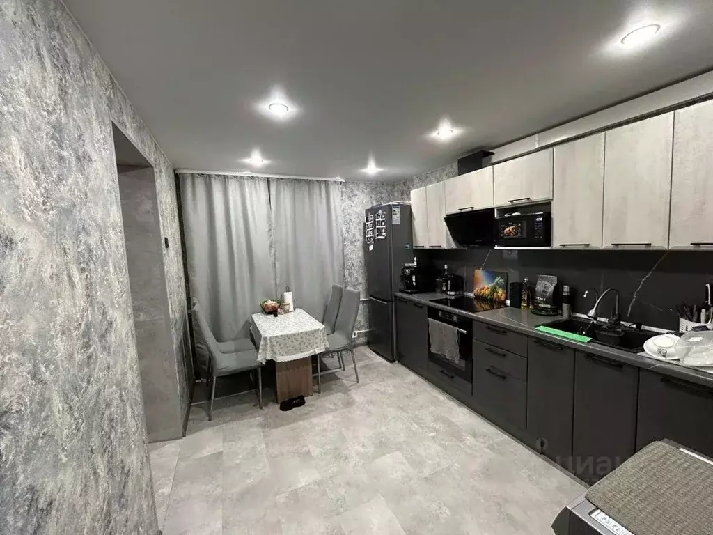 1-к кв. Коми, Микунь Усть-Вымский район, Пионерская ул., 65 (60.7 м) - Фото 2