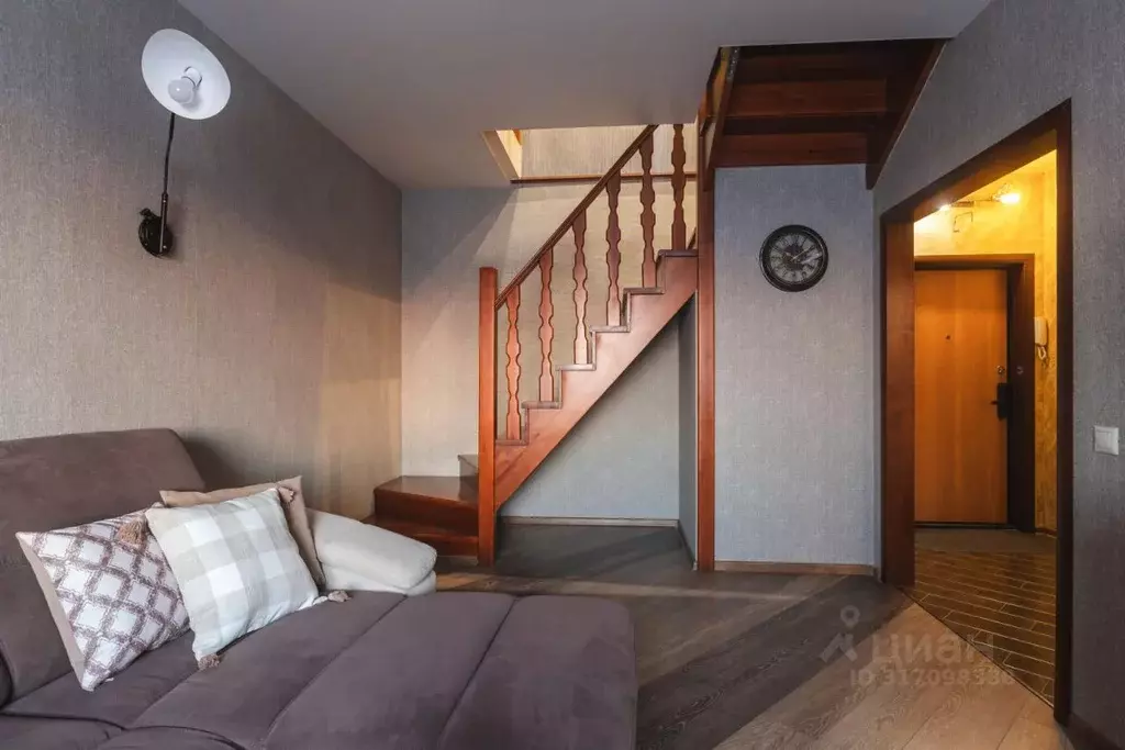 3-к кв. Красноярский край, Красноярск ул. Авиаторов, 23 (83.0 м) - Фото 2