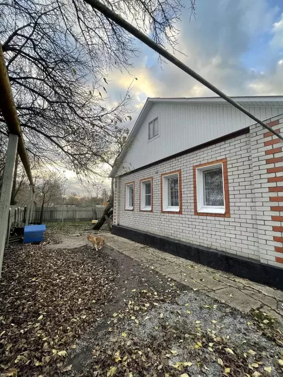 Дом в Белгородская область, Старооскольский городской округ, с. ... - Фото 1