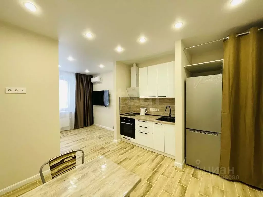 Студия Тюменская область, Тюмень Новгородская ул., 20 (30.7 м) - Фото 1