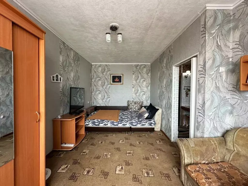 2-к кв. Красноярский край, Красноярск просп. Металлургов, 22 (37.0 м) - Фото 1
