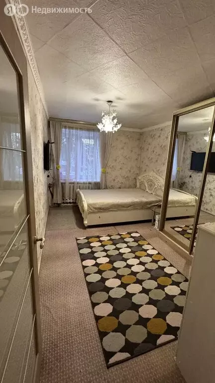 3-комнатная квартира: Бор, улица Нахимова, 47 (66.4 м) - Фото 1