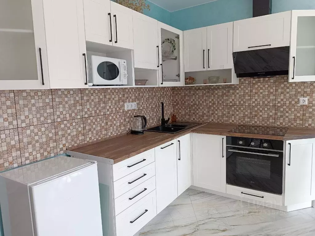 2-к кв. Крым, Ялта муниципальный округ, Виноградное пгт ш. ... - Фото 2