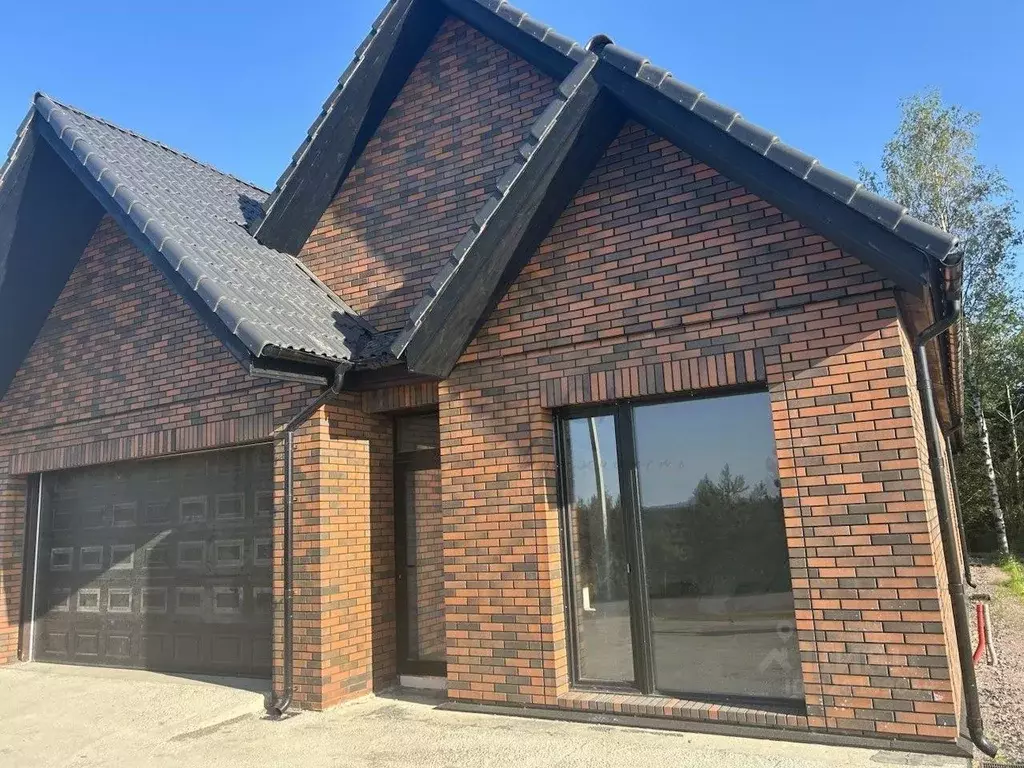 Дом в Ленинградская область, Всеволожский район, Бугровское городское ... - Фото 1