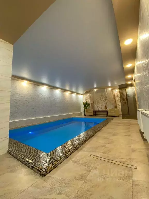 Дом в Новосибирская область, Новосибирск Сестрорецкая ул. (1000 м) - Фото 1