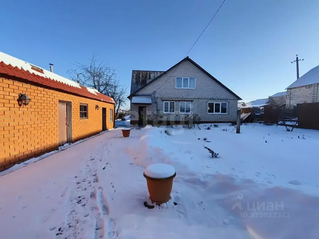 Дом в Белгородская область, Белгородский район, Поселок Октябрьский ... - Фото 1