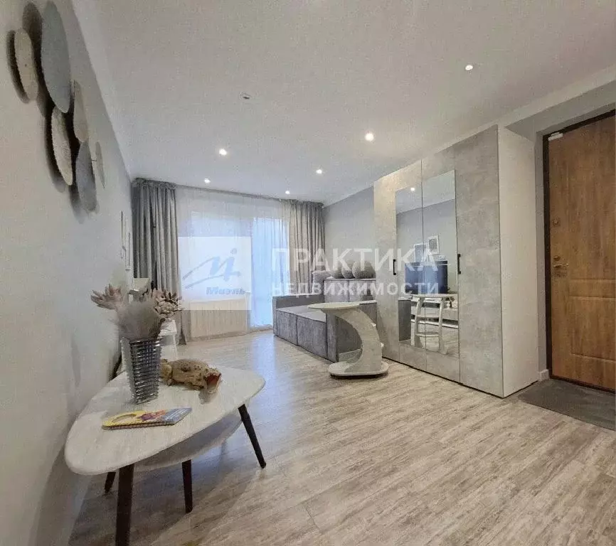 Продается 3-комнатная квартира - Фото 2