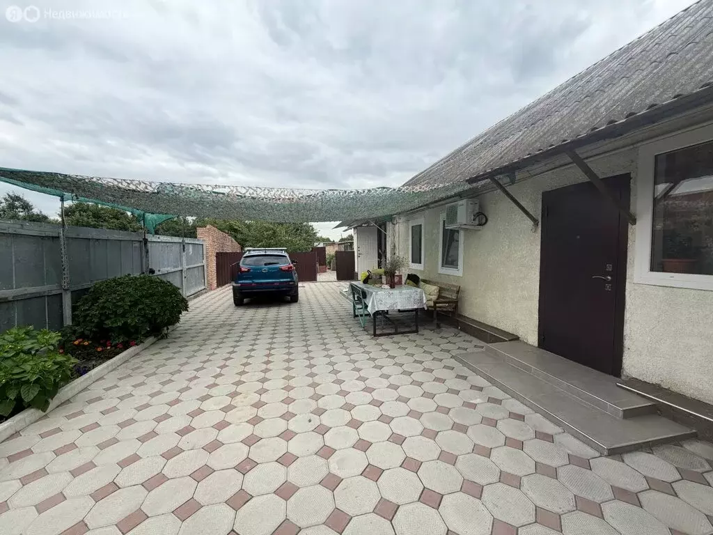 Дом в Моздок, улица Братьев Дубининых (99 м) - Фото 1