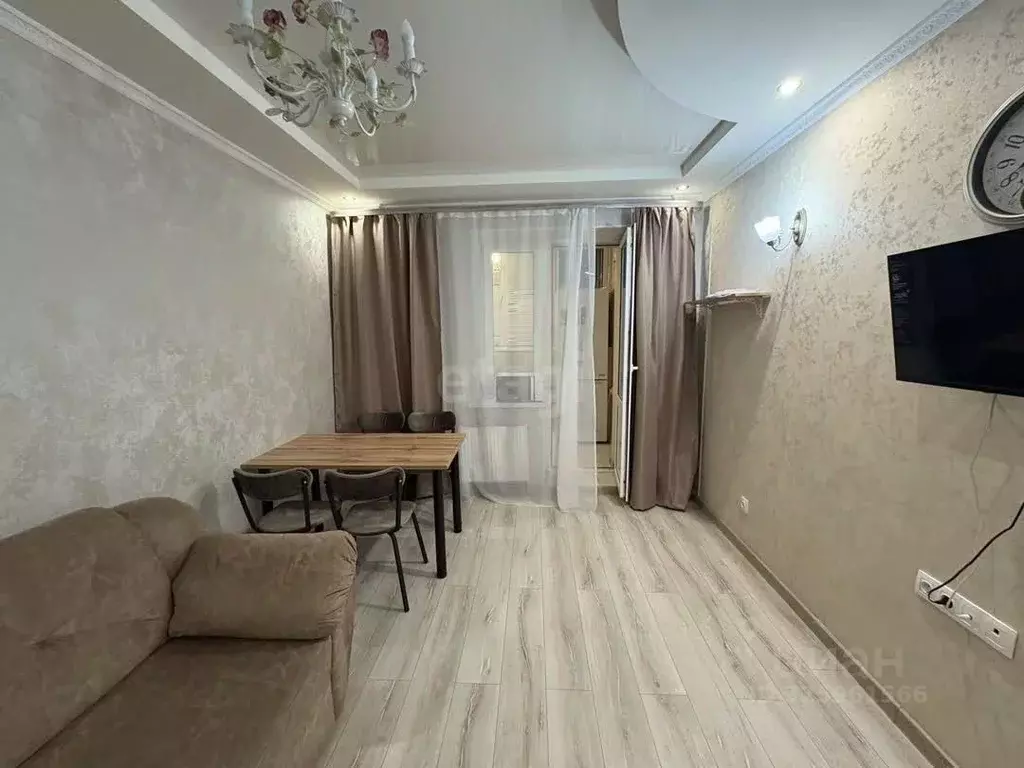 1-к кв. Тюменская область, Тюмень ул. Мельникайте, 2к6 (42.0 м) - Фото 1