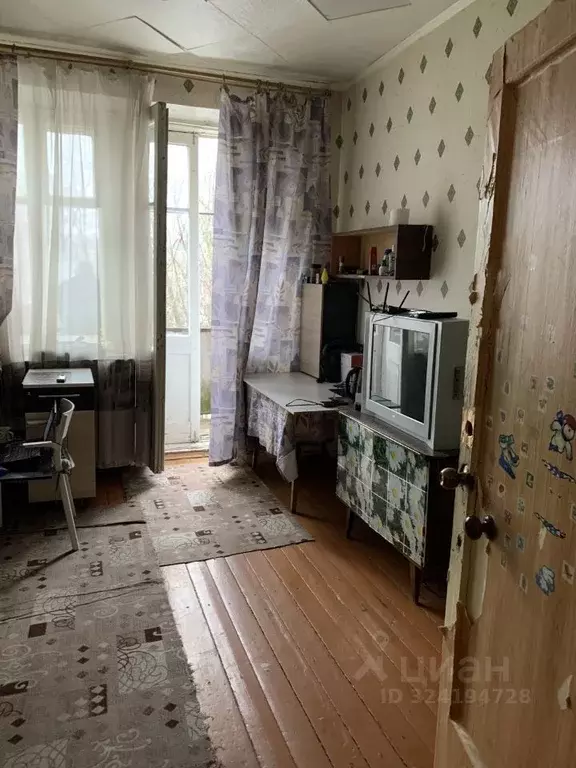 Комната Москва ул. Большая Набережная, 5к1 (15.4 м) - Фото 1