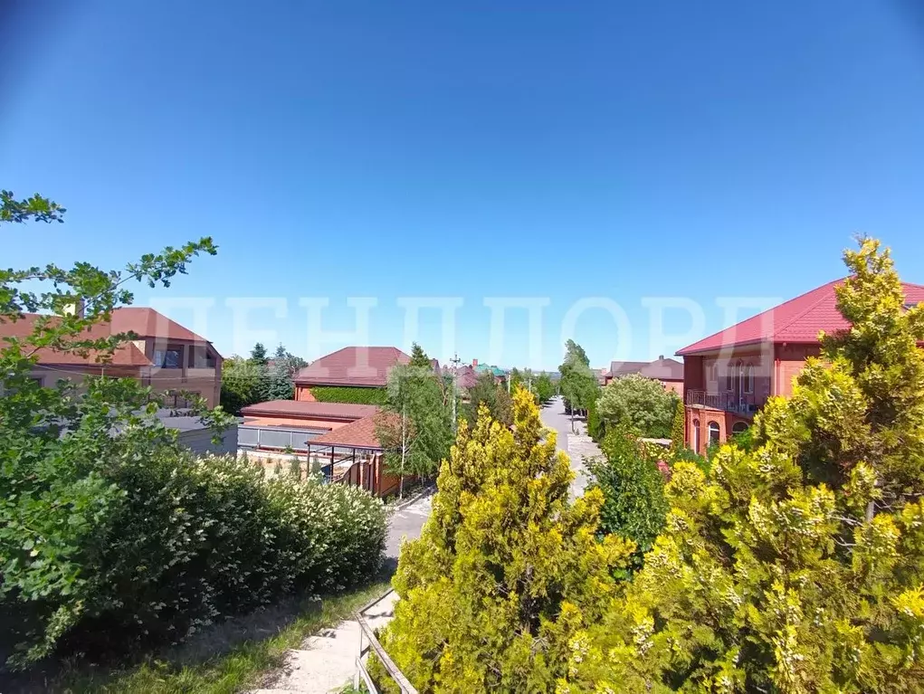 Дом в Ростовская область, Азов Азовский район, Радужный пер. (370 м) - Фото 2