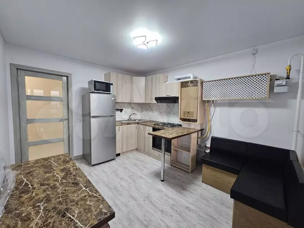 1-к. квартира, 40м, 9/9эт. - Фото 0