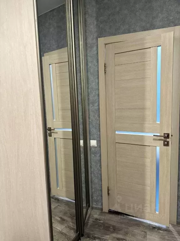 Студия Омская область, Омск Московка мкр, ул. Батумская, 30/1 (35.0 м) - Фото 1