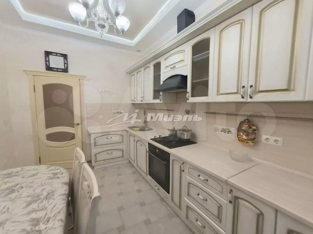 2-к. квартира, 62 м, 3/10 эт. - Фото 0