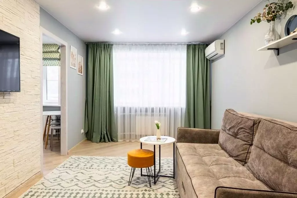 2-к кв. Татарстан, Казань ул. Татарстан, 49 (44.0 м) - Фото 1