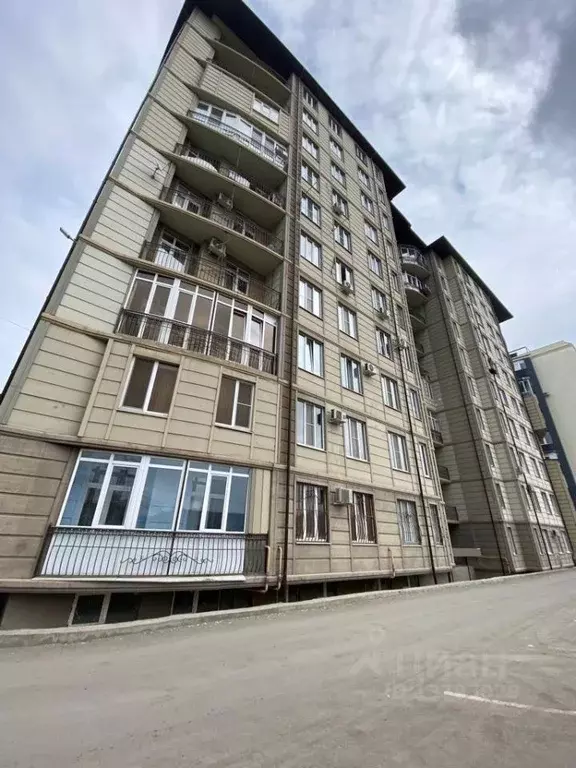 1-к кв. Кабардино-Балкария, Нальчик ул. Шарданова, 46 (51.0 м) - Фото 0