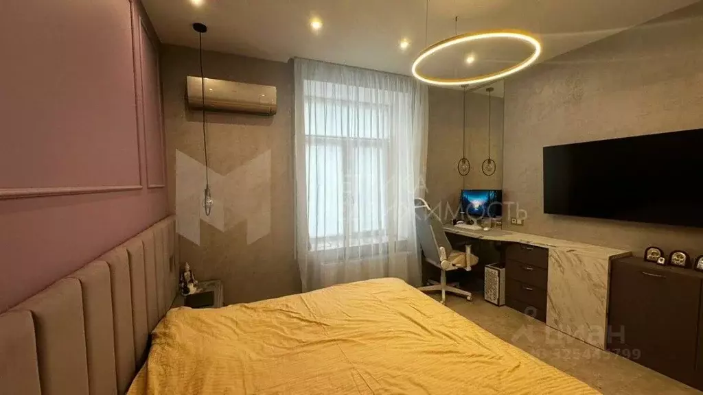 2-к кв. Тюменская область, Тюмень ул. Николая Семенова, 19 (68.3 м) - Фото 1